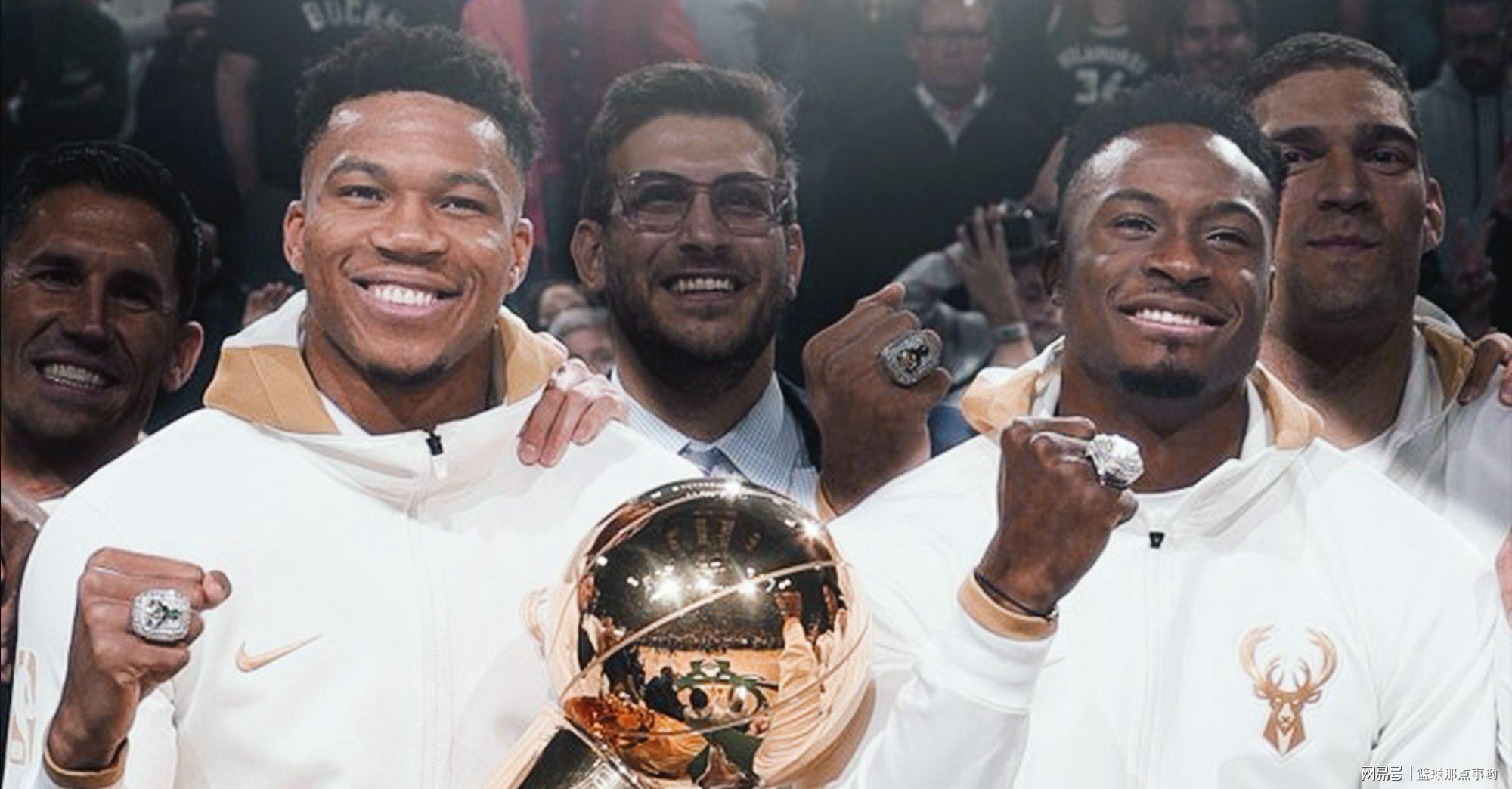 哥凭弟贵!萨纳西斯卷走雄鹿8547万!字母,你还缺哥哥吗?